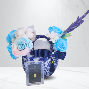 Chinoiserie & Pure Gold